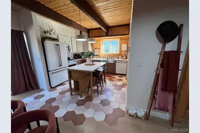 43573 Yosemite Drive, Big Bear Lake, CA 92315 - Photo 20