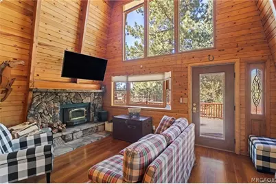 2160 Mariposa Lane, Big Bear City, CA 92314 - Photo 12