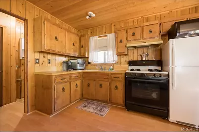 260 Highland Lane, Sugarloaf, CA 92386 - Photo 14
