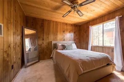 260 Highland Lane, Sugarloaf, CA 92386 - Photo 16