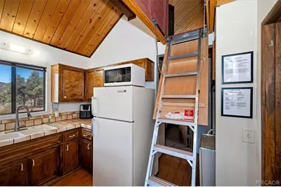 45776 Falling Springs Road, Big Bear City, CA 92314 - Photo 24