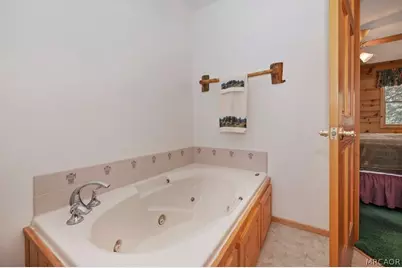 39237 Cedar Dell Road, Fawnskin, CA 92333 - Photo 24