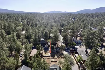 211 Wabash Lane, Sugarloaf, CA 92386 - Photo 8