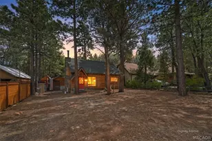 313 Leonard Ln, Sugarloaf, CA 92386 - Photo 2