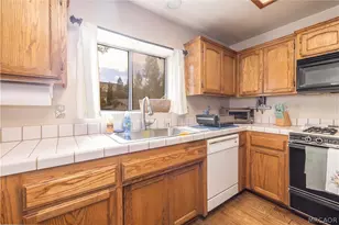 417 E Mountain View Blvd, Big Bear City, CA 92314 - Photo 14
