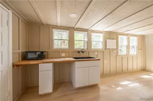 512 W Rainbow Blvd, Big Bear City, CA 92314 - Photo 16