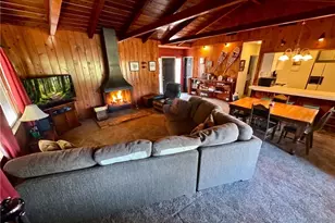 957 Club View Dr, Big Bear Lake, CA 92315 - Photo 8