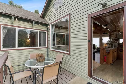 24187 Rockview Drive, Crestline, CA 92325 - Photo 6