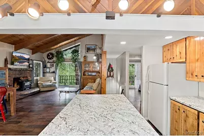 1044 Lausanne Drive, Crestline, CA 92325 - Photo 28