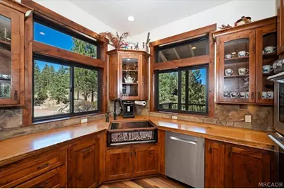 32311 Rim Of The World Drive, Fawnskin, CA 92333 - Photo 30