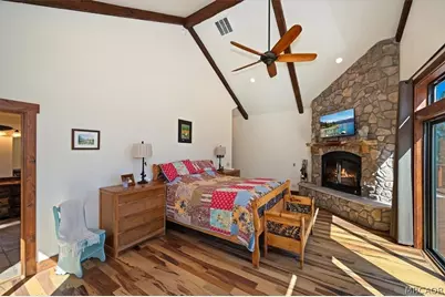 32311 Rim Of The World Drive, Fawnskin, CA 92333 - Photo 36