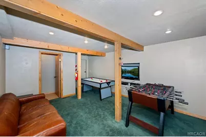473 Villa Grove Avenue, Big Bear City, CA 92314 - Photo 34