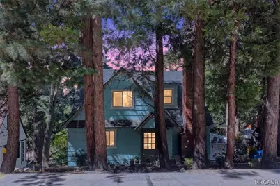 208 Heliotrope Drive, Lake Arrowhead, CA 92352 - Photo 2