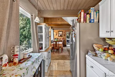 208 Heliotrope Drive, Lake Arrowhead, CA 92352 - Photo 14