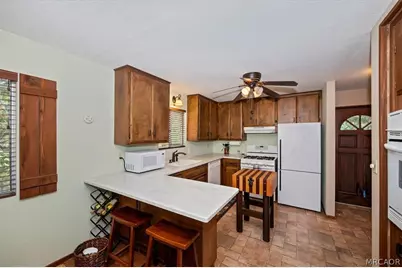 28974 Potomac Drive, Lake Arrowhead, CA 92352 - Photo 12