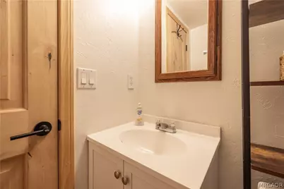 244 Moreno Lane, Sugarloaf, CA 92386 - Photo 14