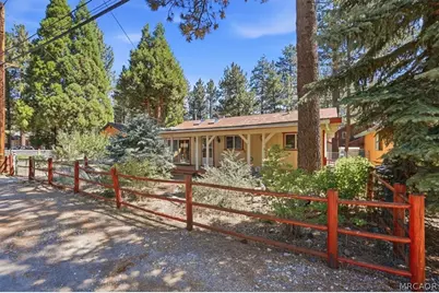 1016 Anita Avenue, Big Bear City, CA 92314 - Photo 2