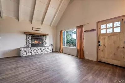 42585 Falcon Avenue, Big Bear Lake, CA 92315 - Photo 6