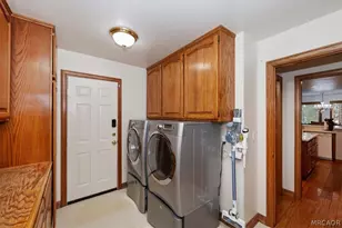 393 Brentwood Dr, Lake Arrowhead, CA 92352 - Photo 16