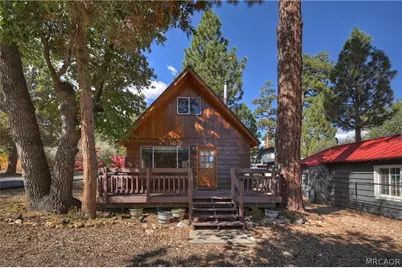 698 Highland Lane, Sugarloaf, CA 92386 - Photo 2