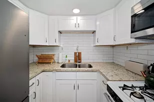 43051 Monterey St, Big Bear Lake, CA 92315 - Photo 14