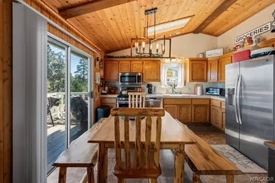 224 Mann Drive, Big Bear Lake, CA 92314 - Photo 8