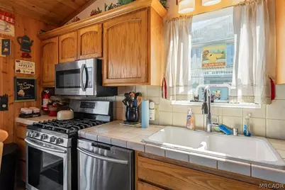 224 Mann Drive, Big Bear Lake, CA 92314 - Photo 6