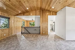 560 Rose Ln, Lake Arrowhead, CA 92391 - Photo 4