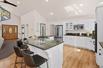 39607 Forest Road, Big Bear Lake, CA 92315 - Photo 20