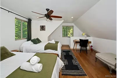 26151 Lake Forest Drive, Twin Peaks, CA 92391 - Photo 16