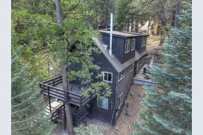 26151 Lake Forest Drive, Twin Peaks, CA 92391 - Photo 2