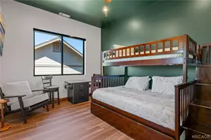 807 Cameron Dr, Big Bear Lake, CA 92315 - Photo 48
