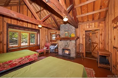 1062 Fawnskin Drive, Fawnskin, CA 92333 - Photo 16