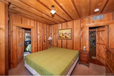 1062 Fawnskin Drive, Fawnskin, CA 92333 - Photo 22