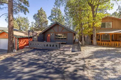 719 Pine Lane, Sugarloaf, CA 92386 - Photo 2
