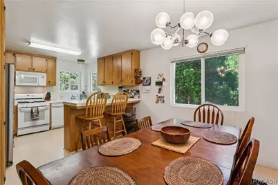582 Grass Valley Court, Lake Arrowhead, CA 92352 - Photo 8
