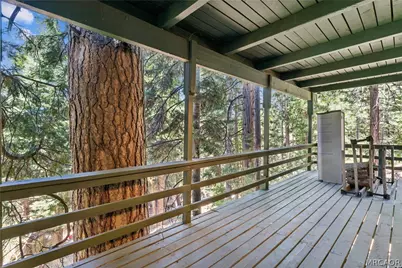 582 Grass Valley Court, Lake Arrowhead, CA 92352 - Photo 30