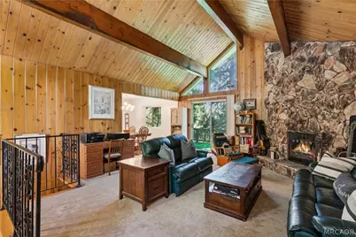 582 Grass Valley Court, Lake Arrowhead, CA 92352 - Photo 4