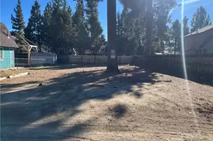 324 E Tiger Lily Dr, Big Bear City, CA 92314 - Photo 1