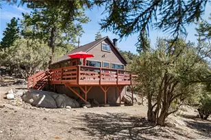44 Lakeview, Fawnskin, CA 92333 - Photo 1