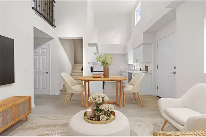 1818 S Norton Avenue #402, Los Angeles, CA 90018 - Photo 4