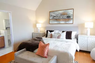 240 S Mentor, Pasadena, CA 91106 - Photo 6