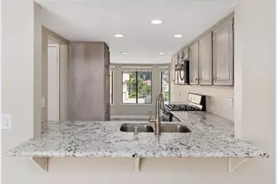 10013 Paseo Montril, San Diego, CA 92129 - Photo 14