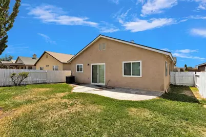 13523 Merry Oaks, Victorville, CA 92392 - Photo 42