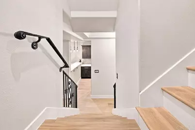 14819 Magnolia Boulevard #7, Sherman Oaks, CA 91403 - Photo 10