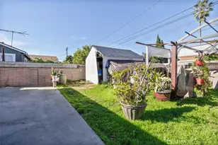 674 Senate St, Costa Mesa, CA 92627 - Photo 28