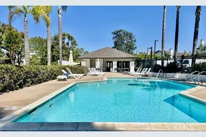 107 Harbor Woods Place, Newport Beach, CA 92660 - Photo 14