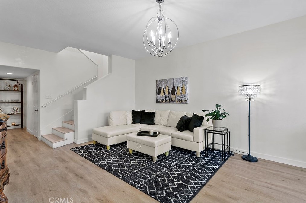 44 Fleurance St, Laguna Beach CA  92677-9023 exterior