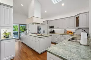 520 Kings, Newport Beach, CA 92663 - Photo 4