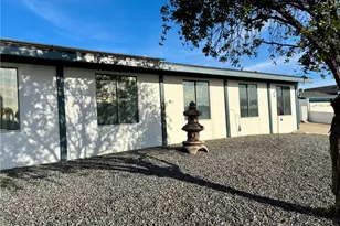 29035 Via Zapata, Murrieta, CA 92563 - Photo 2